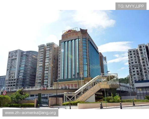 澳门金龙中心丰富的餐饮娱乐配套，满足不同客户群体的多样化休闲需求